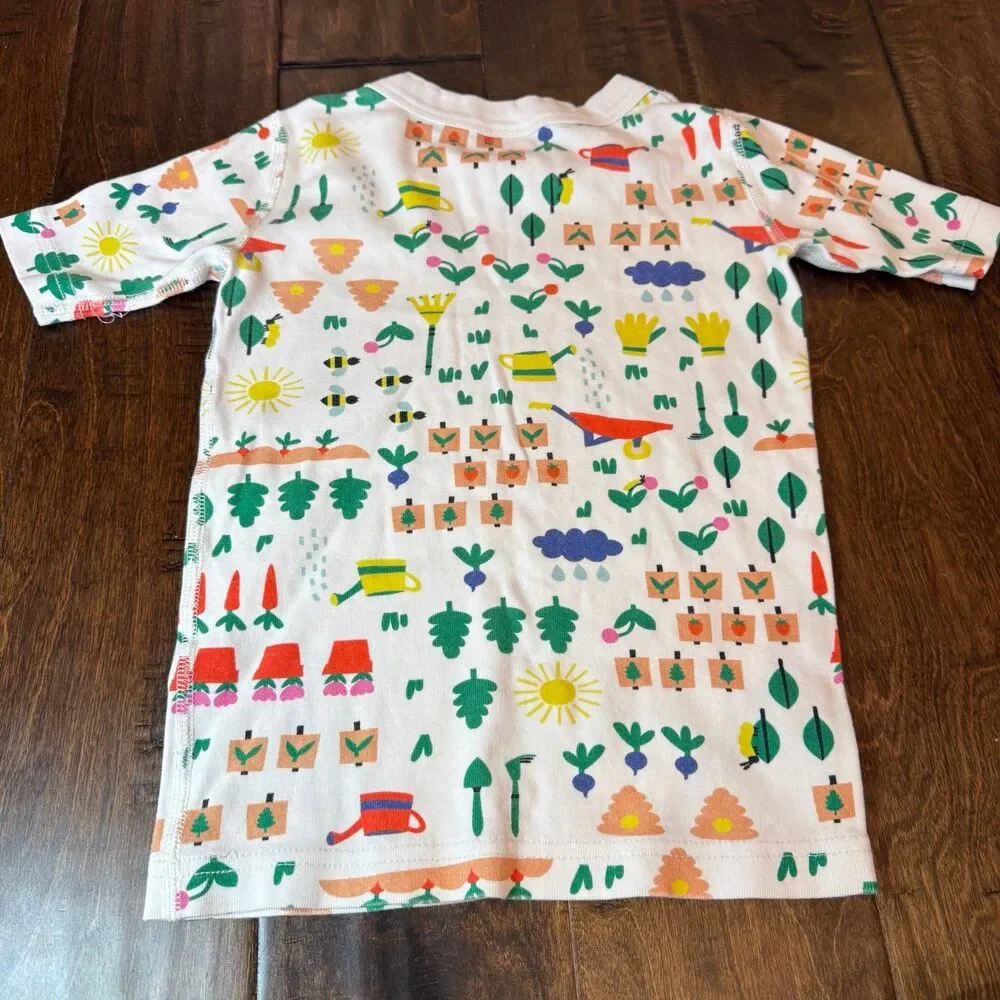 Hanna Andersson Gardening Bees Spring Pajama Set Short Sleeve and Shorts size 8
